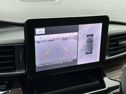 Used 2023 Ford Explorer Limited w/ Equipment Group 301A image 25