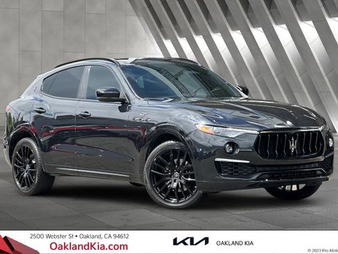 Used 2022 Maserati Levante GT image 1