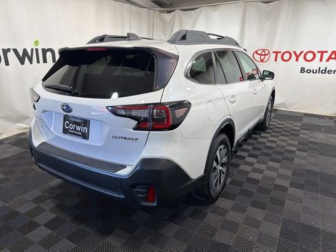 Used 2021 Subaru Outback Premium AWD/4WD image 8