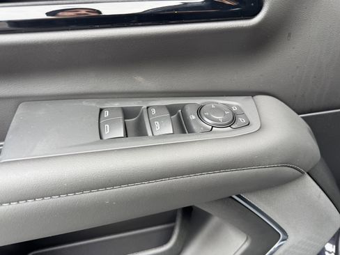 New 2026 Chevrolet Tahoe LS image 11