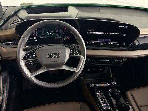 Used 2025 Audi Q6 e-tron Premium Plus w/ Premium Plus RWD image 16