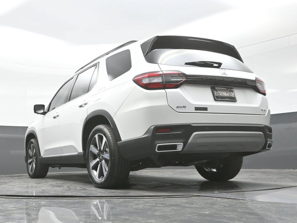 Used 2023 Honda Pilot Elite image 31