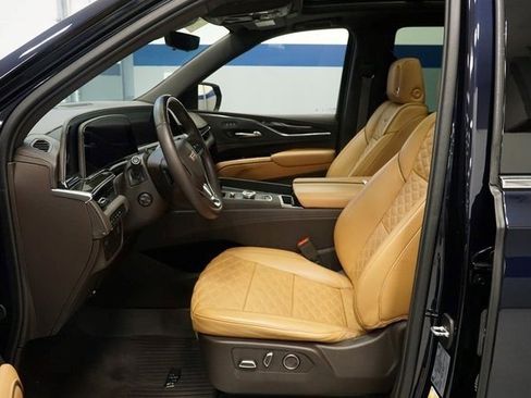 Certified 2024 Cadillac Escalade Premium Luxury w/ LPO, Floor Liner Package image 15