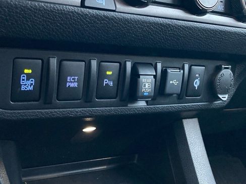 Used 2023 Toyota Tacoma TRD Pro image 23