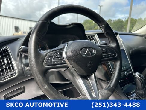 Used 2018 INFINITI Q50 Luxe w/ Essential Package (3.0T Luxe) image 18
