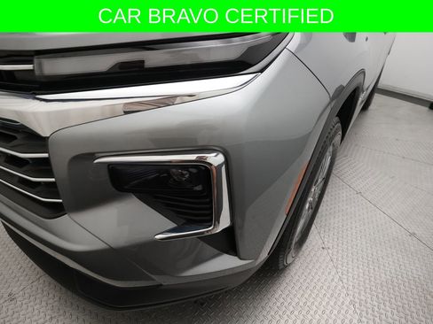 Certified 2026 Chevrolet Traverse LT AWD/4WD image 24