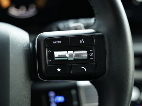 Certified 2025 Hyundai Santa Fe XRT image 33