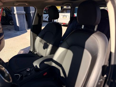 Used 2016 MINI Cooper Clubman image 20