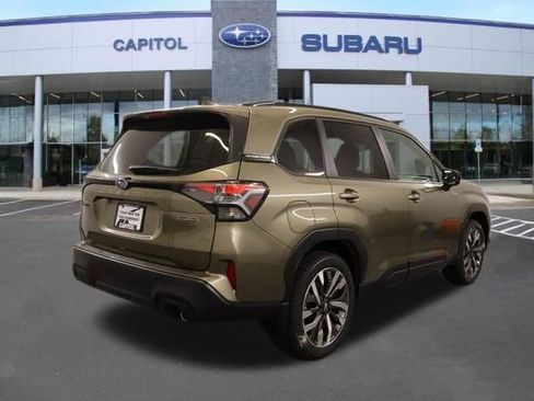 New 2026 Subaru Forester Touring AWD/4WD image 3