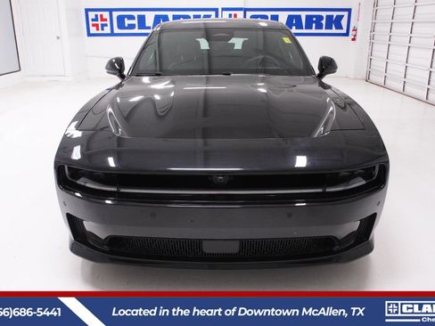 Used 2024 Dodge Charger R/T w/ Plus Group image 2