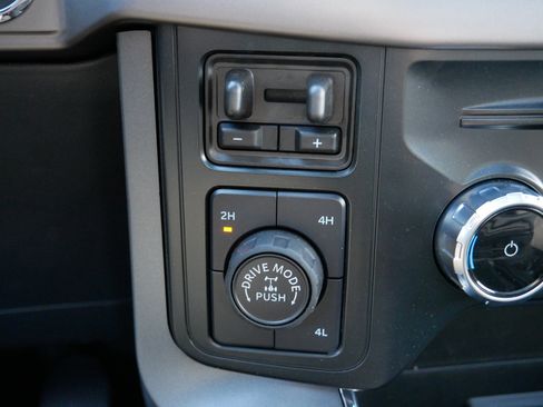Used 2025 Ford F150 XLT w/ Equipment Group 303A High AWD/4WD image 32