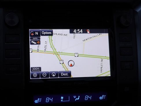 Used 2018 Toyota Tundra Platinum image 30