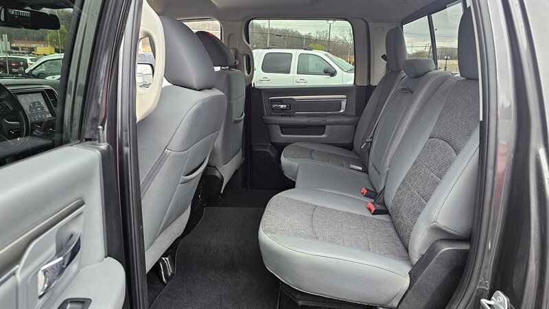Used 2018 RAM 1500 Big Horn AWD/4WD image 23
