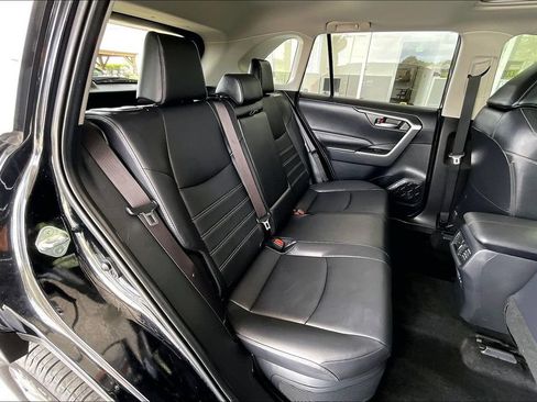 Used 2023 Toyota RAV4 XLE Premium AWD/4WD image 25
