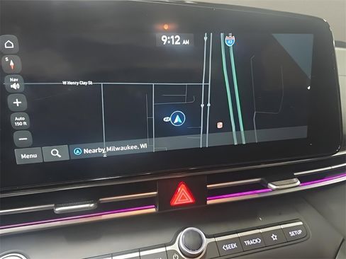 Certified 2025 Hyundai Elantra SEL image 25