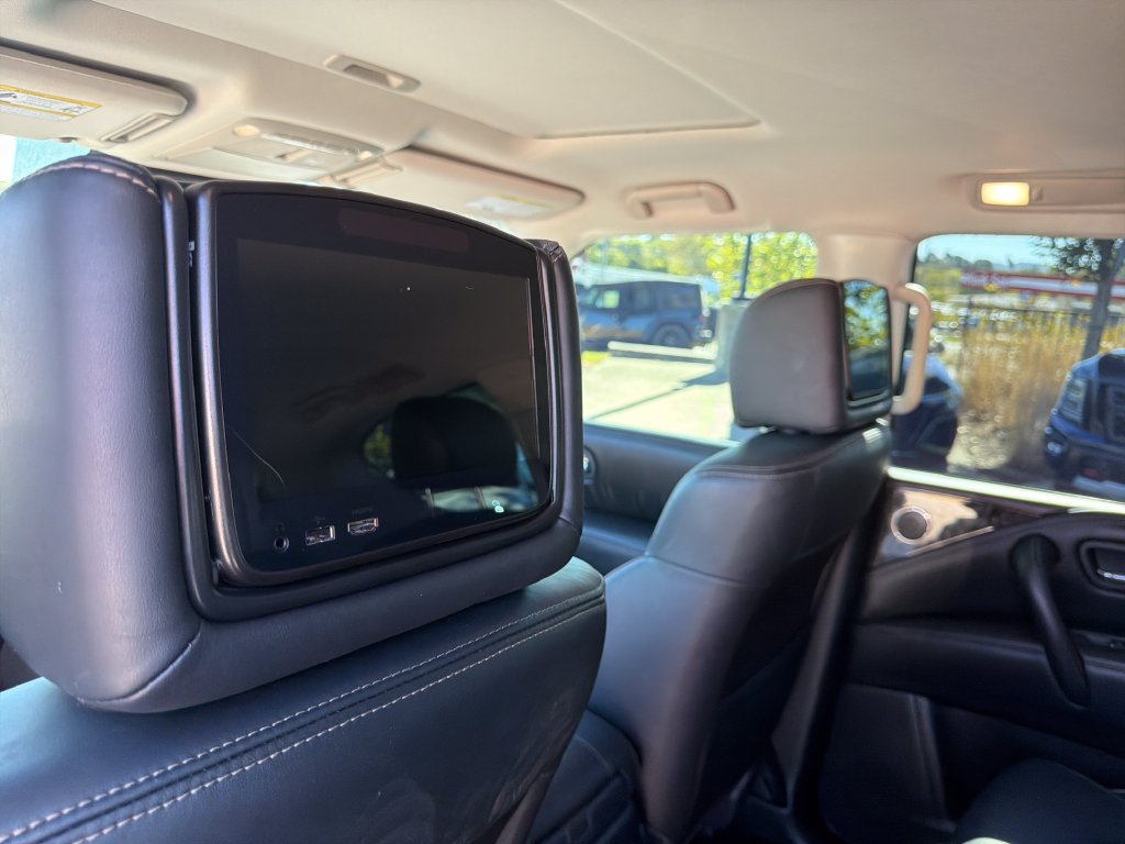 Used 2023 Nissan Armada Platinum w/ Captain's Chairs Package RWD image 37