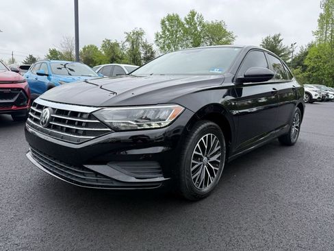 Used 2020 Volkswagen Jetta SE FWD image 3