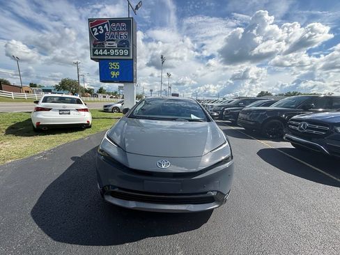 Used 2024 Toyota Prius Limited w/ Limited Premium Package AWD/4WD image 9