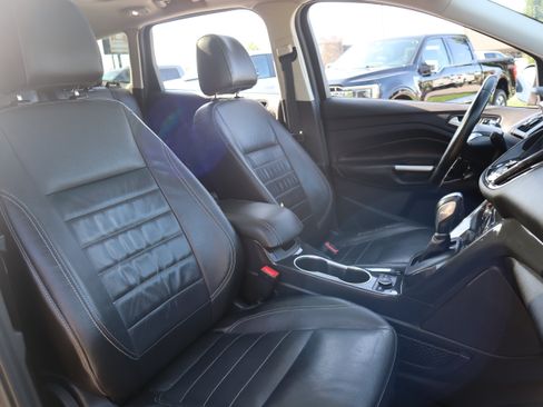 Used 2014 Ford Escape Titanium w/ Equipment Group 401A FWD image 27