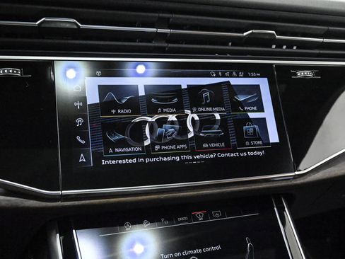 Used 2025 Audi Q8 Prestige w/ Prestige Package image 15