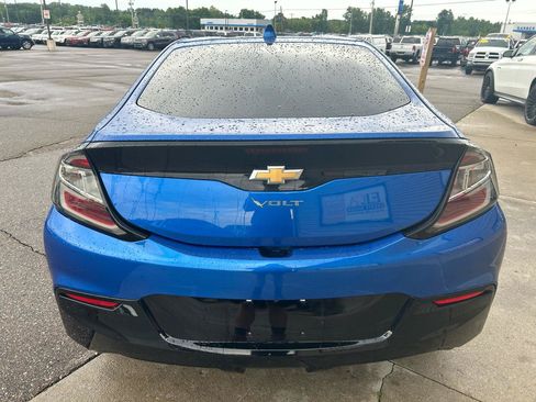 Used 2018 Chevrolet Volt LT w/ Comfort Package FWD image 6