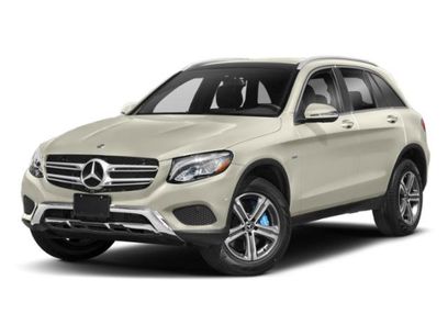 Used 2019 Mercedes-Benz GLC 350e 4MATIC w/ Premium Package