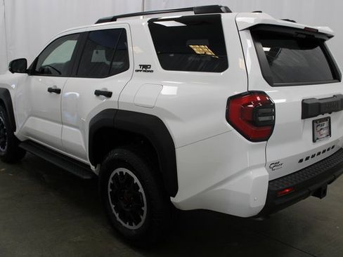 Used 2025 Toyota 4Runner TRD Off-Road Premium image 7