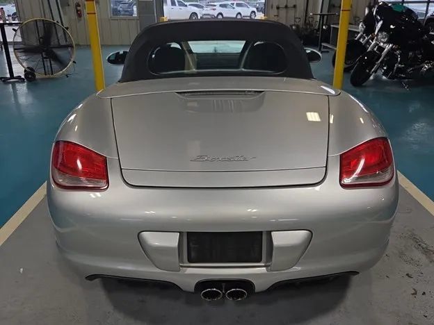 Used 2011 Porsche Boxster RWD image 3