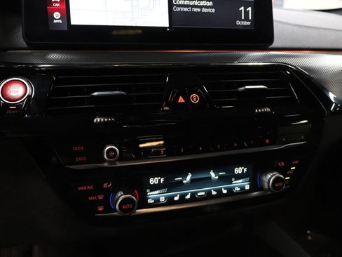 Used 2021 BMW M5 w/ Executive Package image 32