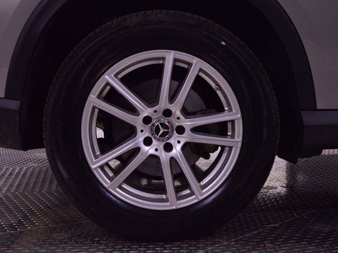 Used 2023 Mercedes-Benz GLC 300 4MATIC image 15