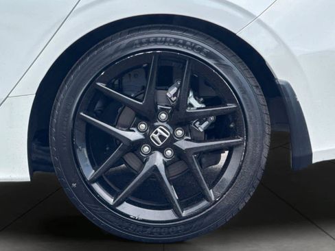 Used 2023 Honda Civic Sport image 11