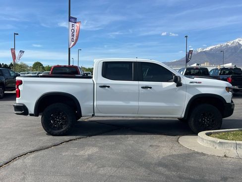 Used 2023 Chevrolet Silverado 1500 ZR2 w/ Technology Package AWD/4WD image 5