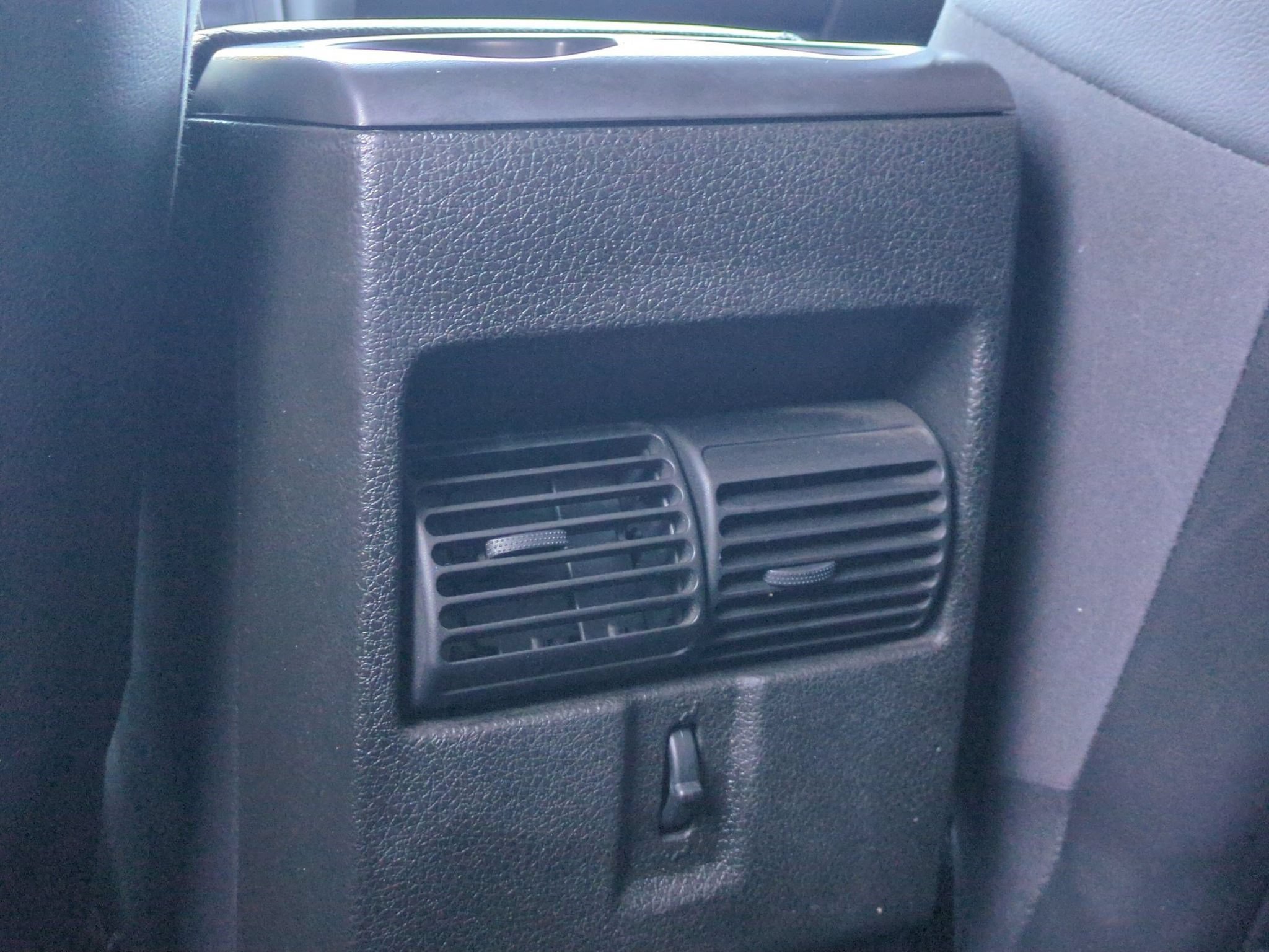Used 2007 Ford Explorer Sport Trac Limited RWD image 24
