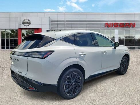 New 2026 Nissan Murano Platinum w/ Cargo Package AWD/4WD image 2