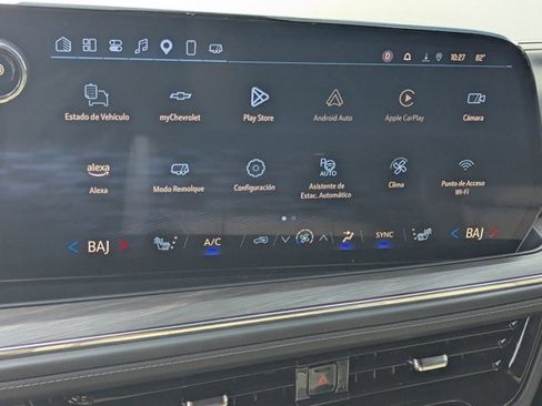 Used 2025 Chevrolet Suburban LT w/ Comfort Package image 13