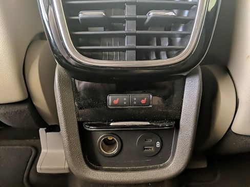 Used 2021 Lincoln Nautilus Reserve w/ Equipment Group 201A image 14