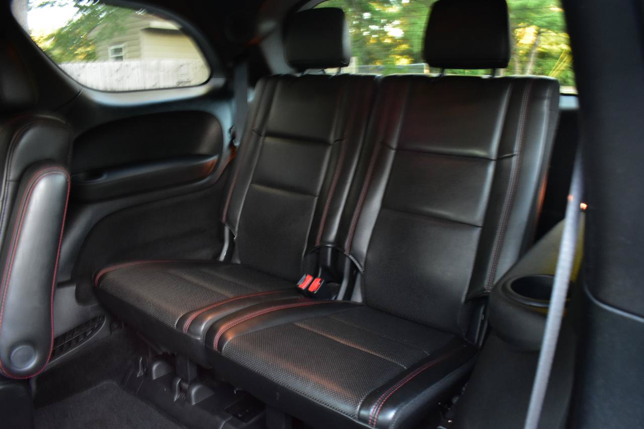 Used 2018 Dodge Durango R/T w/ Technology Group AWD/4WD image 17