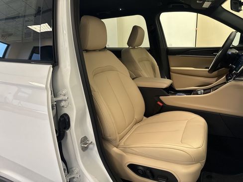 New 2026 Jeep Grand Cherokee L Limited image 42