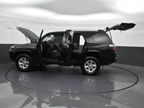 Used 2021 Toyota 4Runner SR5 RWD image 36