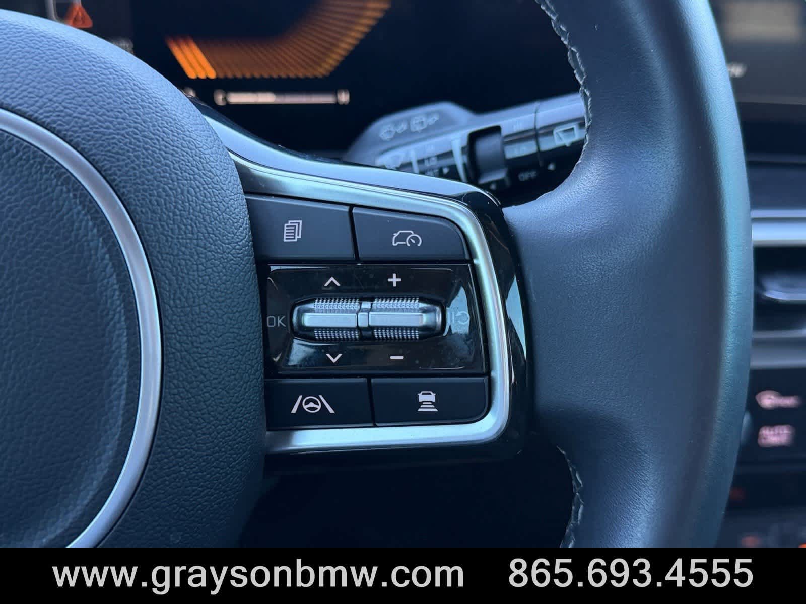 Used 2024 Kia Sorento S w/ Panoramic Sunroof Package FWD image 25