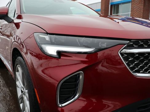 Used 2023 Buick Envision Avenir image 2