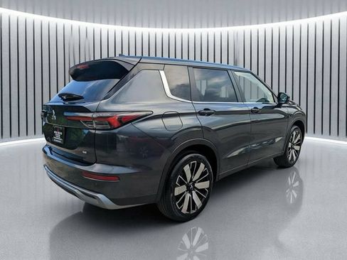 New 2026 Mitsubishi Outlander SE FWD image 4