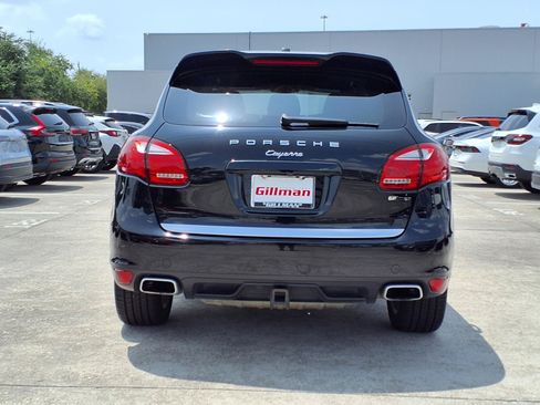 Used 2014 Porsche Cayenne AWD/4WD image 7