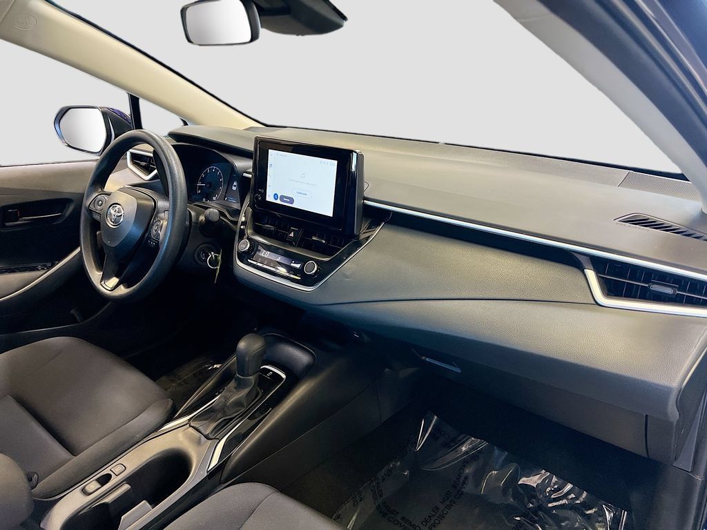 Used 2024 Toyota Corolla LE FWD image 26