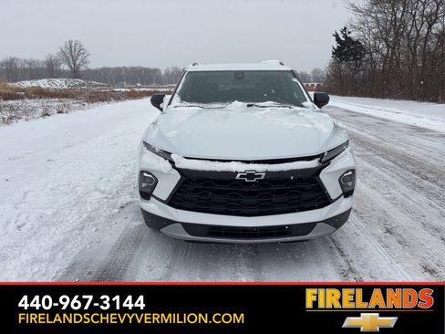 New 2025 Chevrolet Blazer LT w/ Midnight/Sport Edition image 8