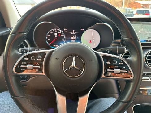 Used 2022 Mercedes-Benz GLC 300 4MATIC image 21