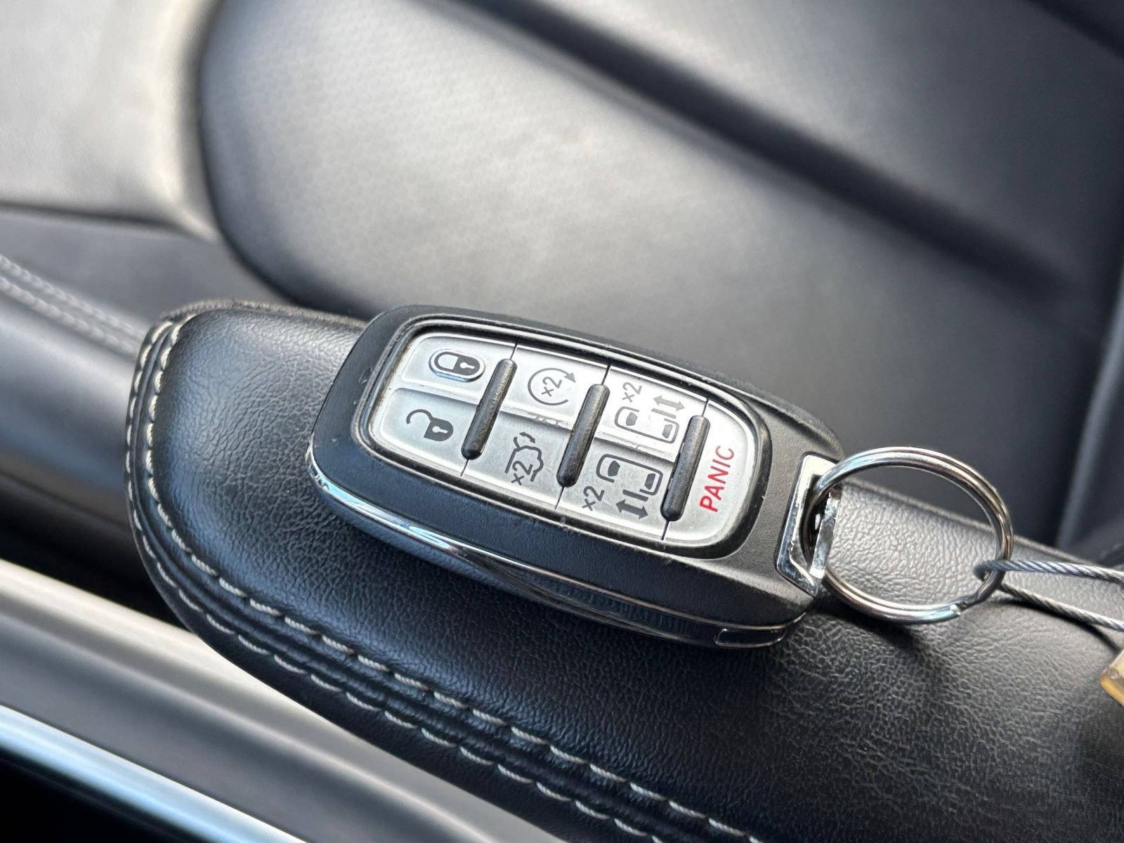Used 2023 Chrysler Pacifica Touring-L FWD image 20