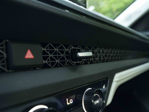 Used 2025 Honda Accord SE image 32