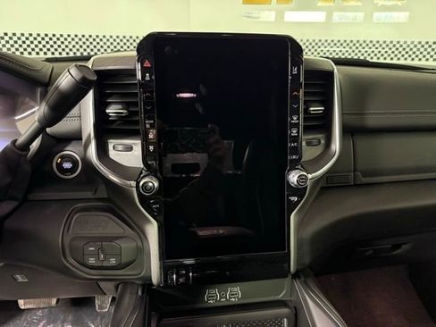 New 2026 RAM 3500 Laramie AWD/4WD image 24