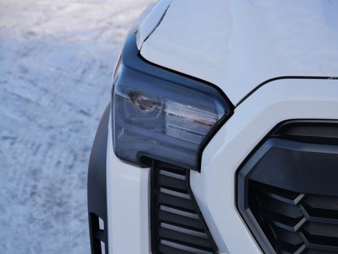 Used 2024 Toyota Tacoma TRD Off-Road image 16